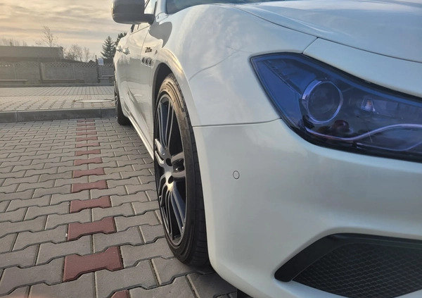 Maserati Ghibli cena 147000 przebieg: 72000, rok produkcji 2014 z Czarna Woda małe 137
